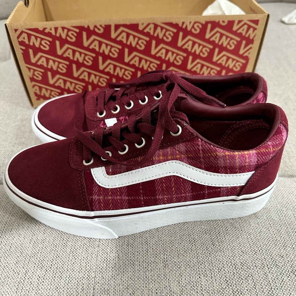 Brand New in box Vans Women's Ward Platform Trainers Sneaker, Plaid Mix Port 7.5